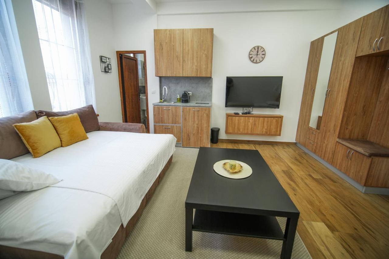 Aparthotel Prenociste Sole Vranje Esterno foto