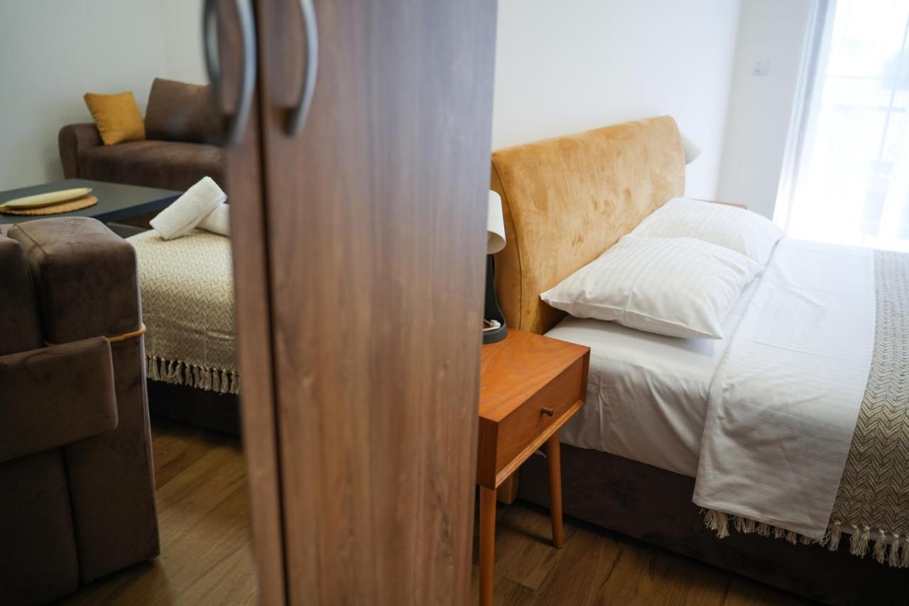 Aparthotel Prenociste Sole Vranje Esterno foto