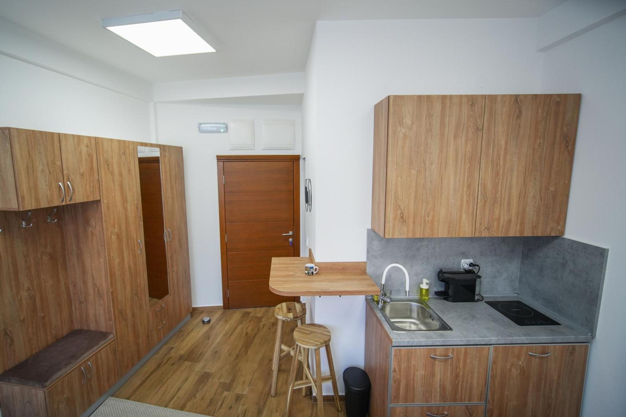 Aparthotel Prenociste Sole Vranje Esterno foto